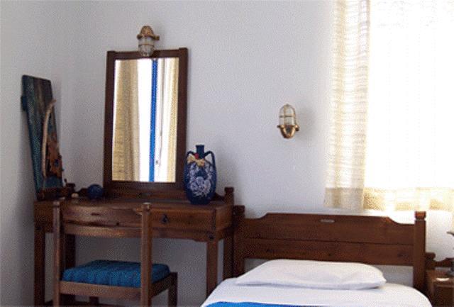 Helios Hotel Agia Marina  Cameră foto